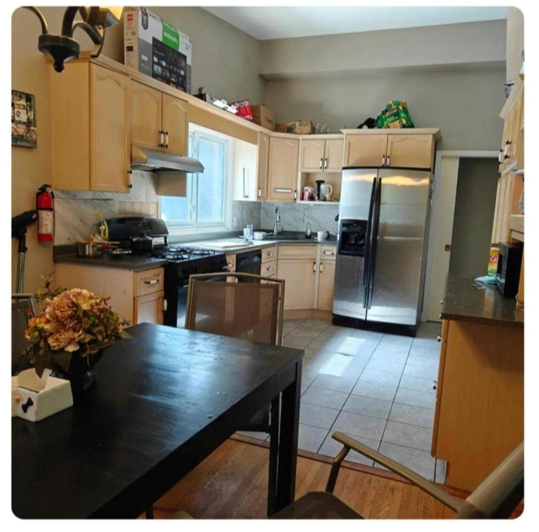 Lina'S Place Sainte-Catherine Kamer foto